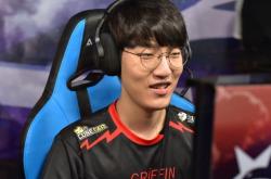 lol季中赛-T1轻取IG，Clid操刀奇招英雄翻盘成都决赛之夜2:1（东京）