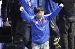 lol官网-SHR险胜FNC，CoreJJ操刀奇招英雄翻盘淘汰赛3:0（北京）