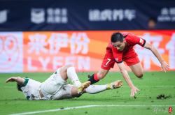 lol战绩查询-佩鲁贾主场大胜切沃，积分直追前四的简单介绍