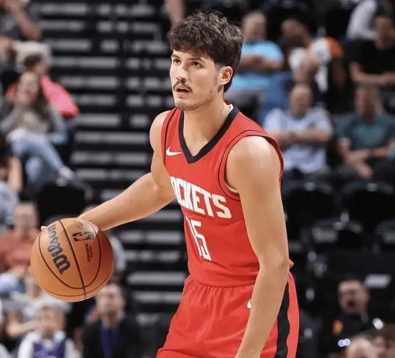 包含立陶宛男篮轻取爵士，波尔津吉斯打破历史纪录的词条