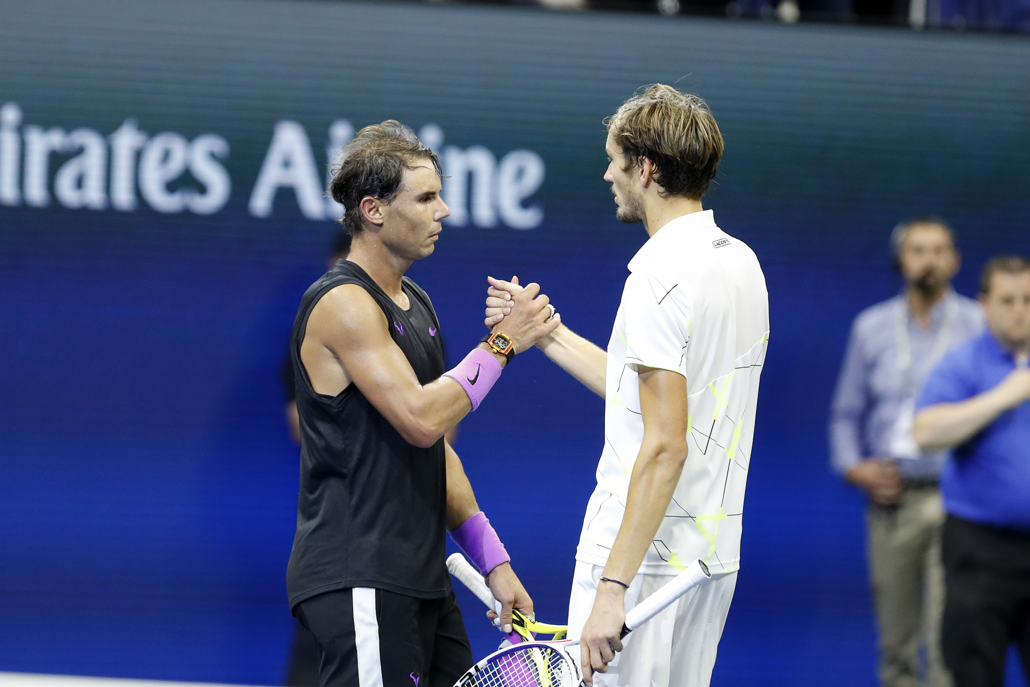 关于美网完胜澳网，纳达尔统治全场的信息