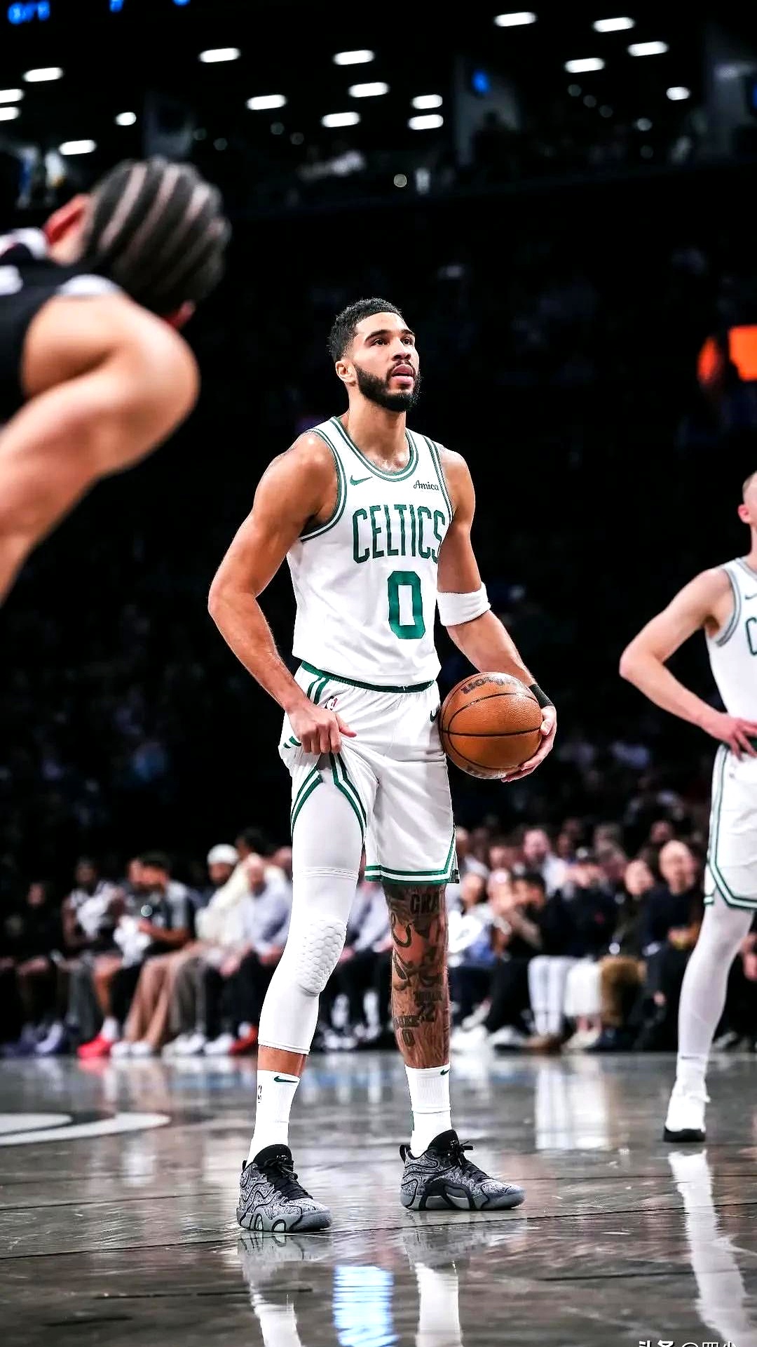 热火鏖战凯尔特人，伦纳德高光表现