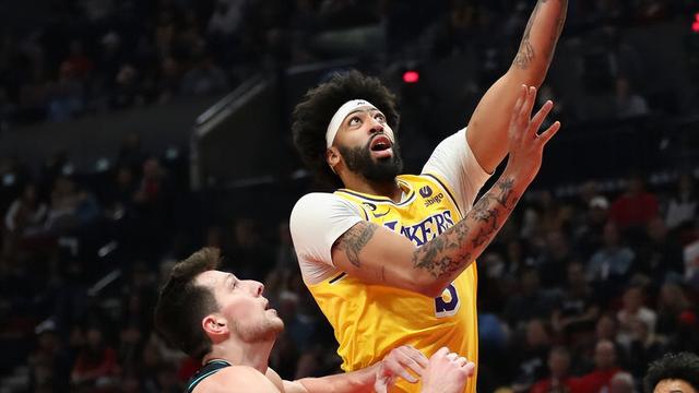 鹈鹕碾压公牛，布伦森惊艳四座